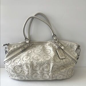 Coach White eyelet cut leather Shoulder Bag
